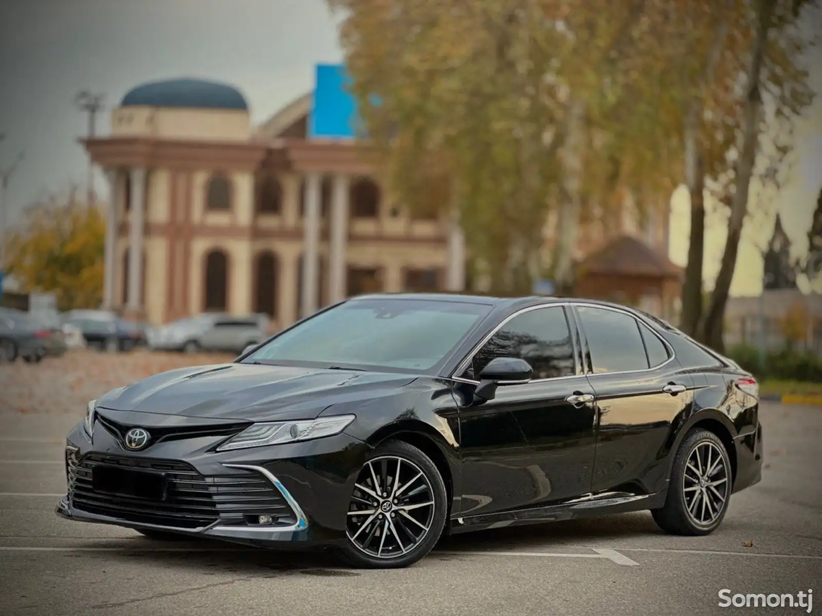 Toyota Camry, 2018-1