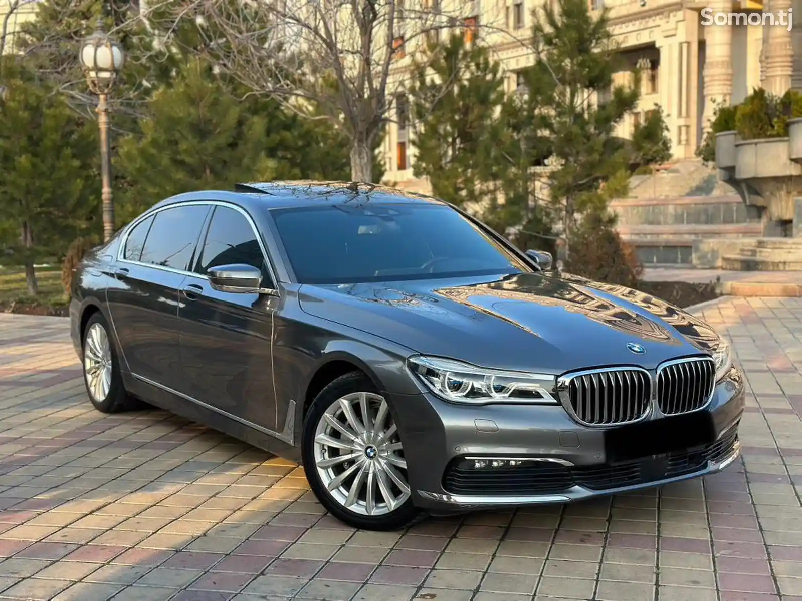 BMW 7 series, 2017-1