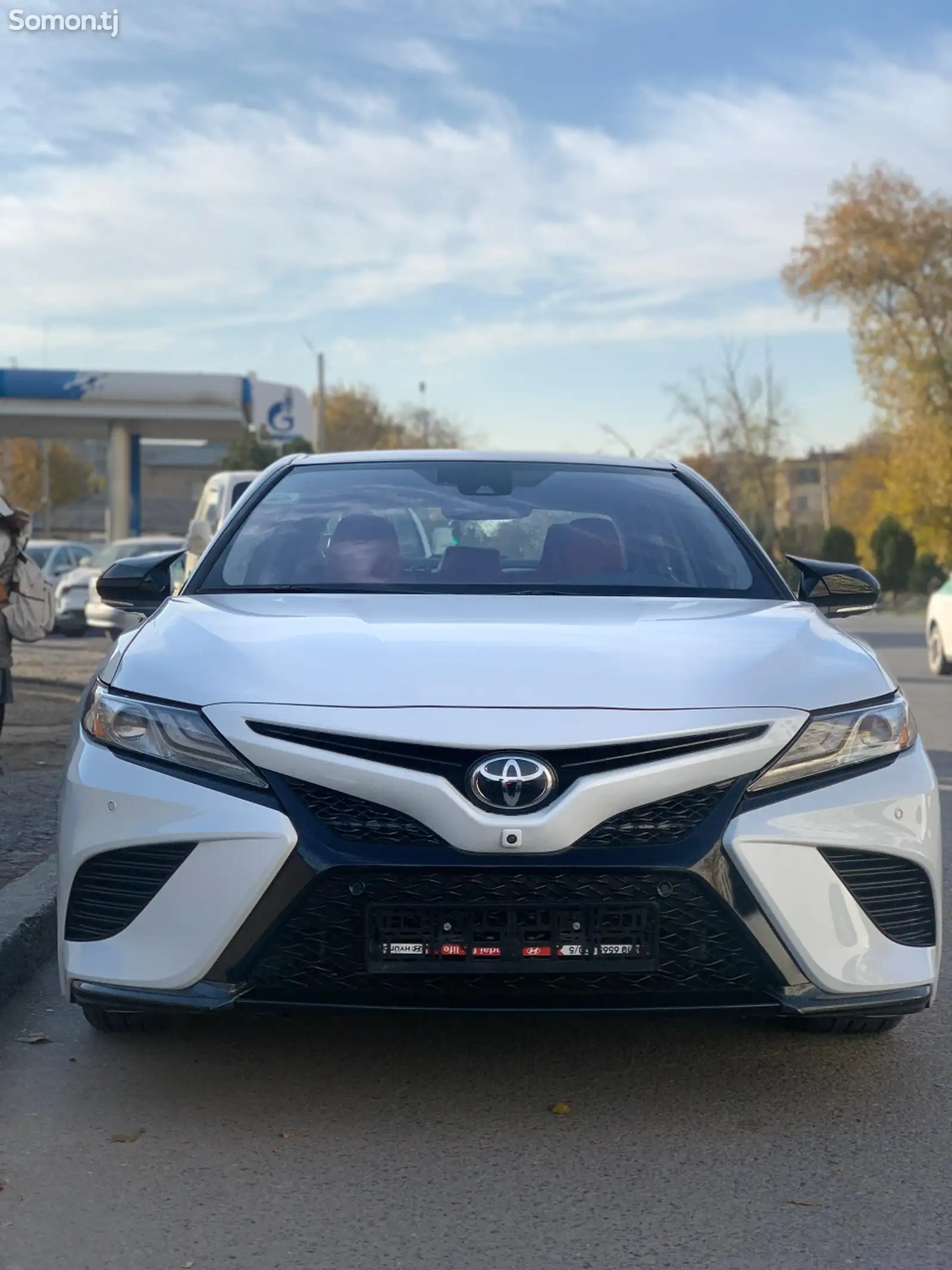 Toyota Camry, 2018-1