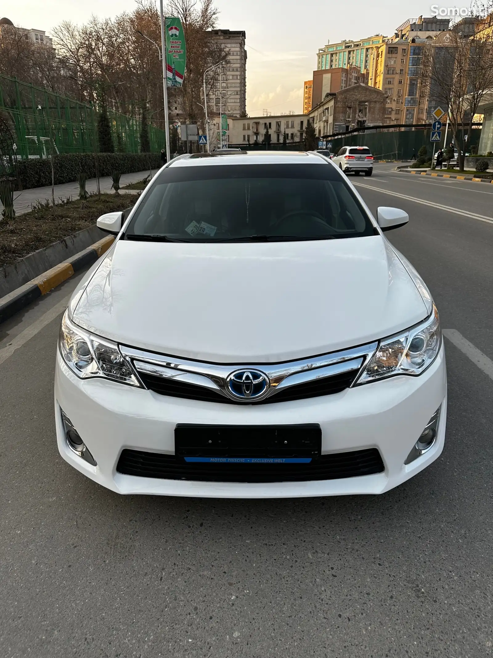 Toyota Camry, 2012-1