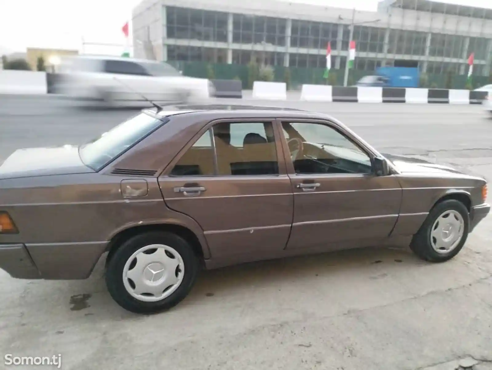 Mercedes-Benz W201, 1989-4