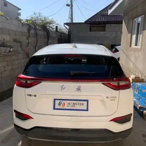 Hongqi E-HS3, 2019