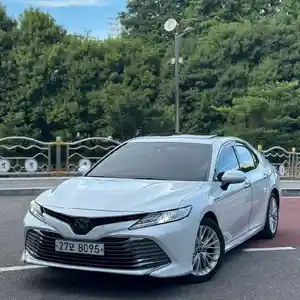 Toyota Camry, 2018