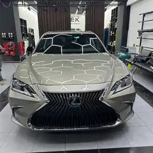 Lexus ES series, 2021