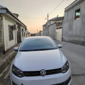 Volkswagen Polo, 2014