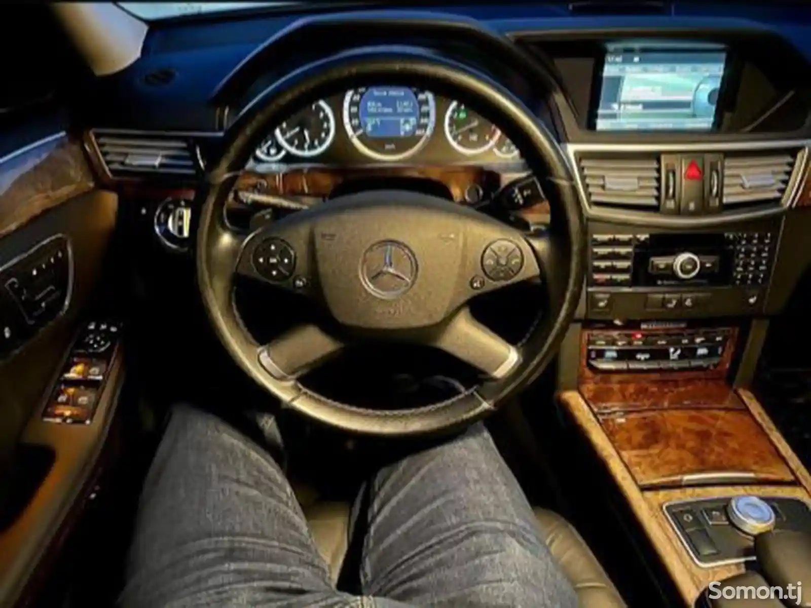 Mercedes-Benz E class, 2011-7