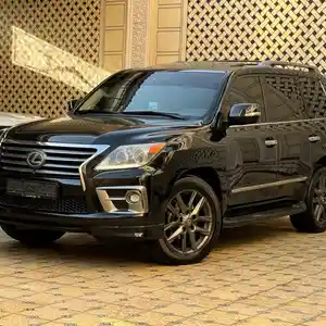 Lexus LX series, 2013