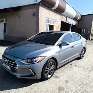 Hyundai Elantra, 2017