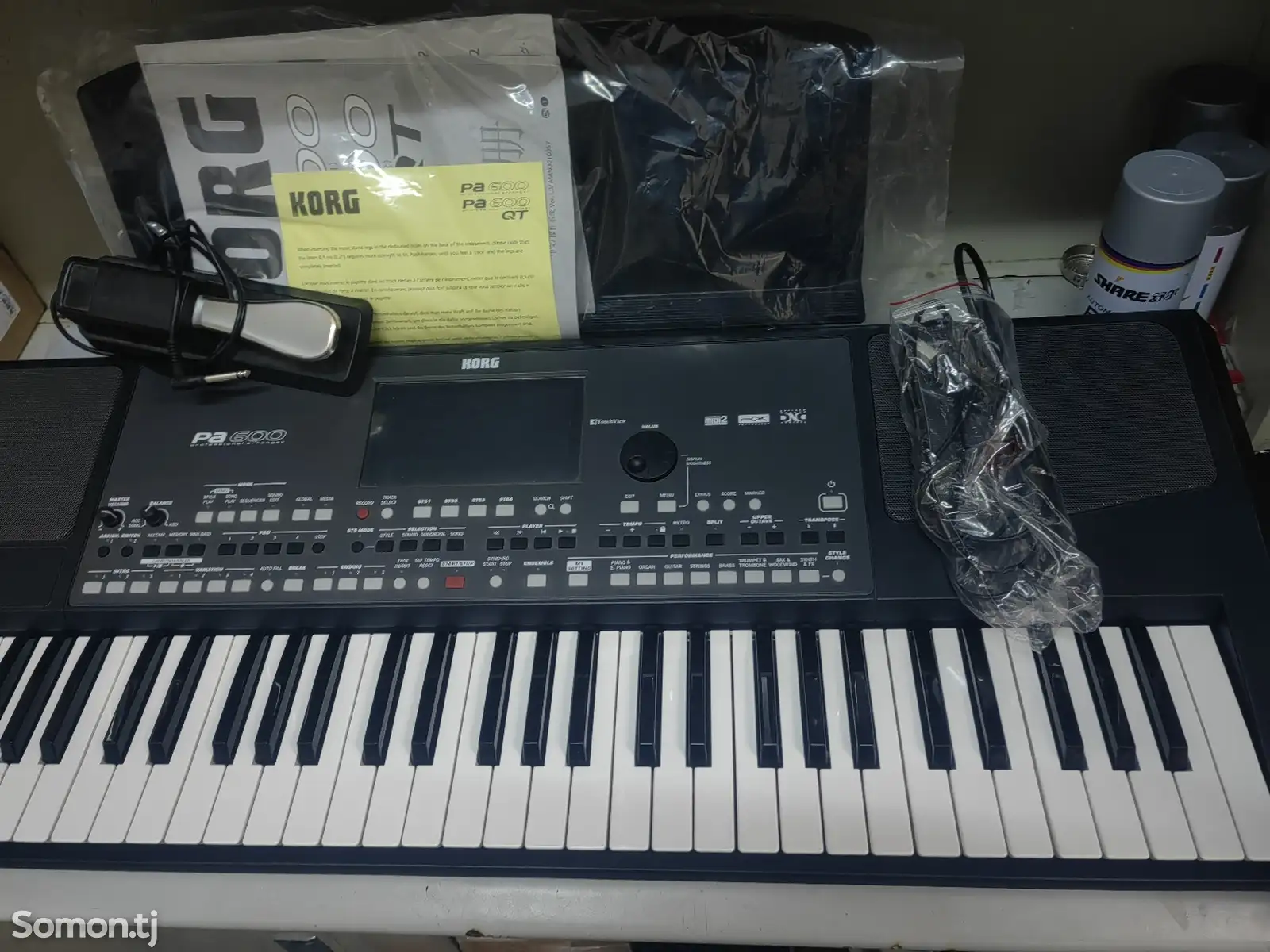 Синтезатор Korg pa 600-1