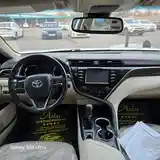 Toyota Camry, 2018-3