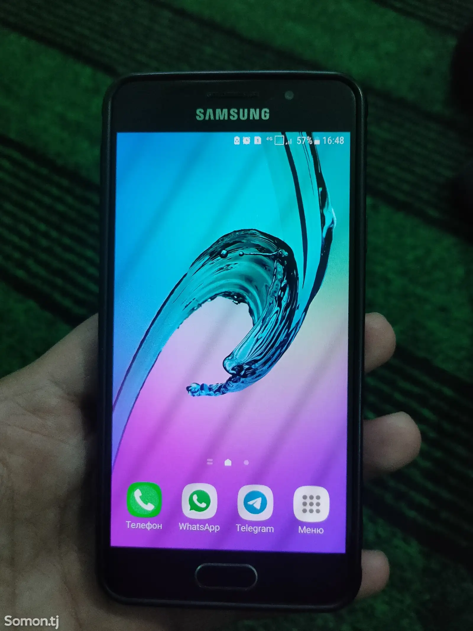 Samsung Galaxy A3-1