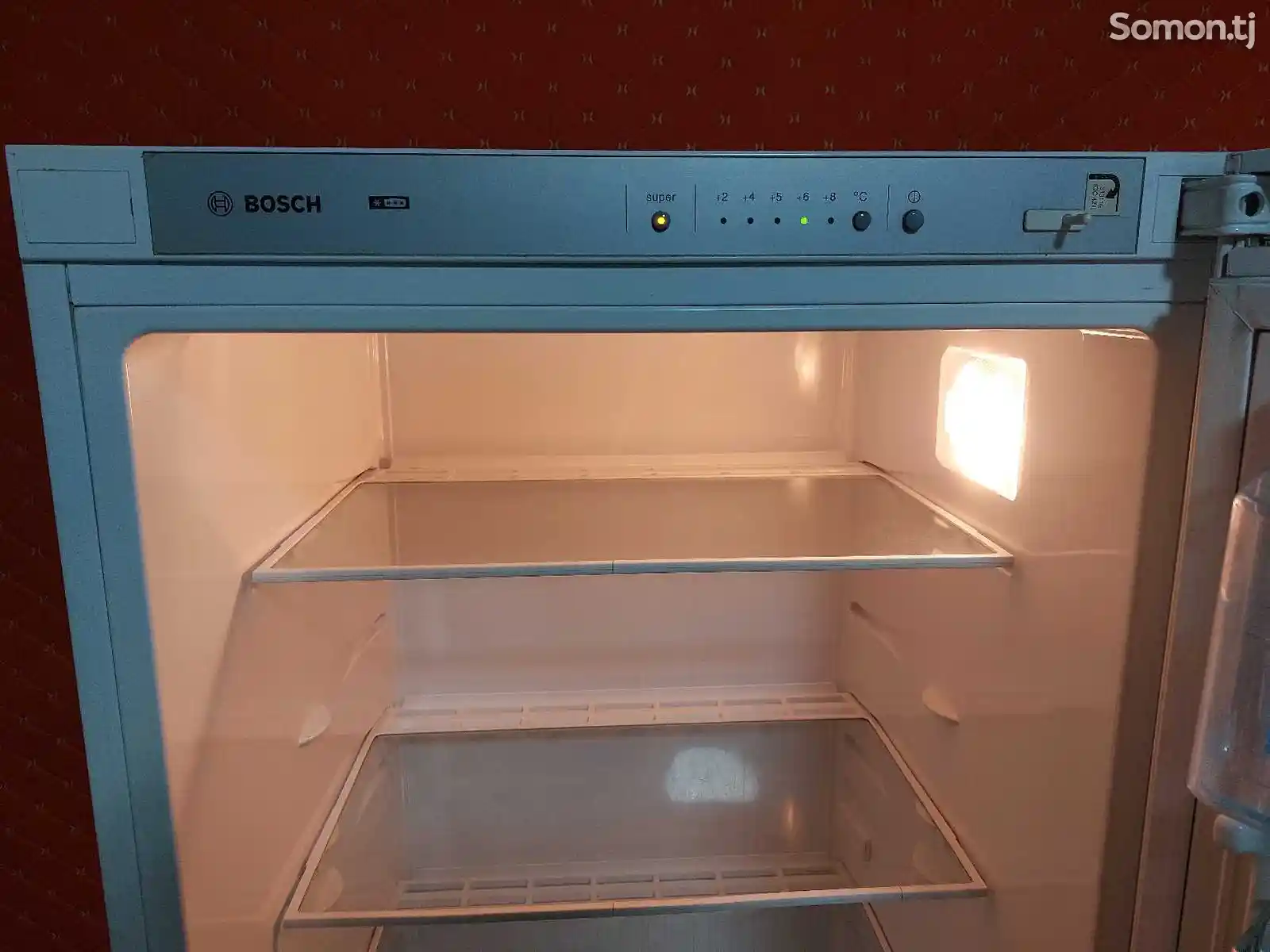 Холодильник Bosch-4