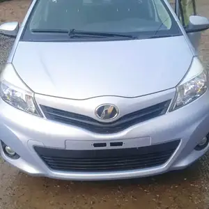 Toyota Vitz, 2014