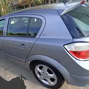 Opel Astra H, 2005