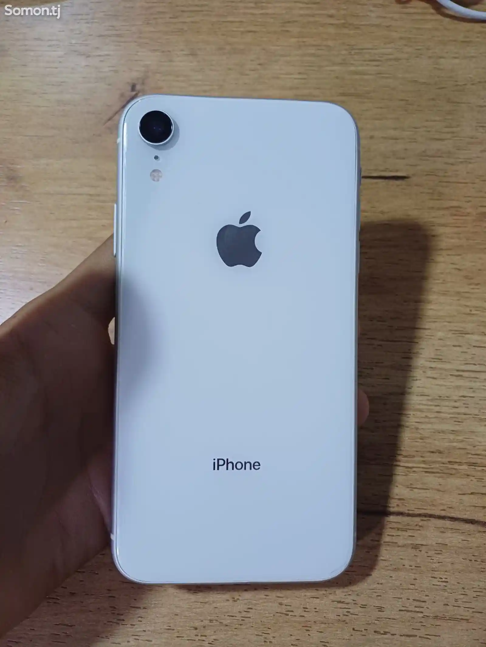 Apple iPhone Xr, 64 gb, White-1