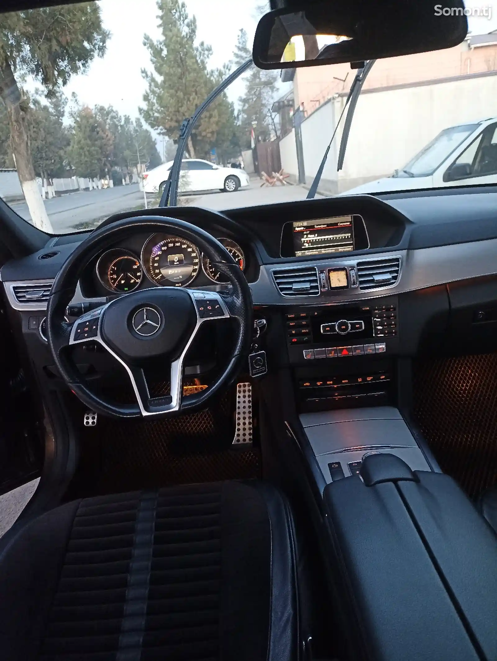 Mercedes-Benz E class, 2014-6