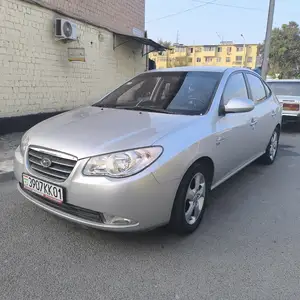 Hyundai Avante, 2009