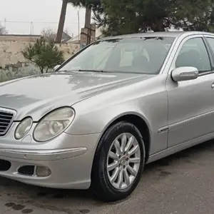 Mercedes- Benz E class, 2004