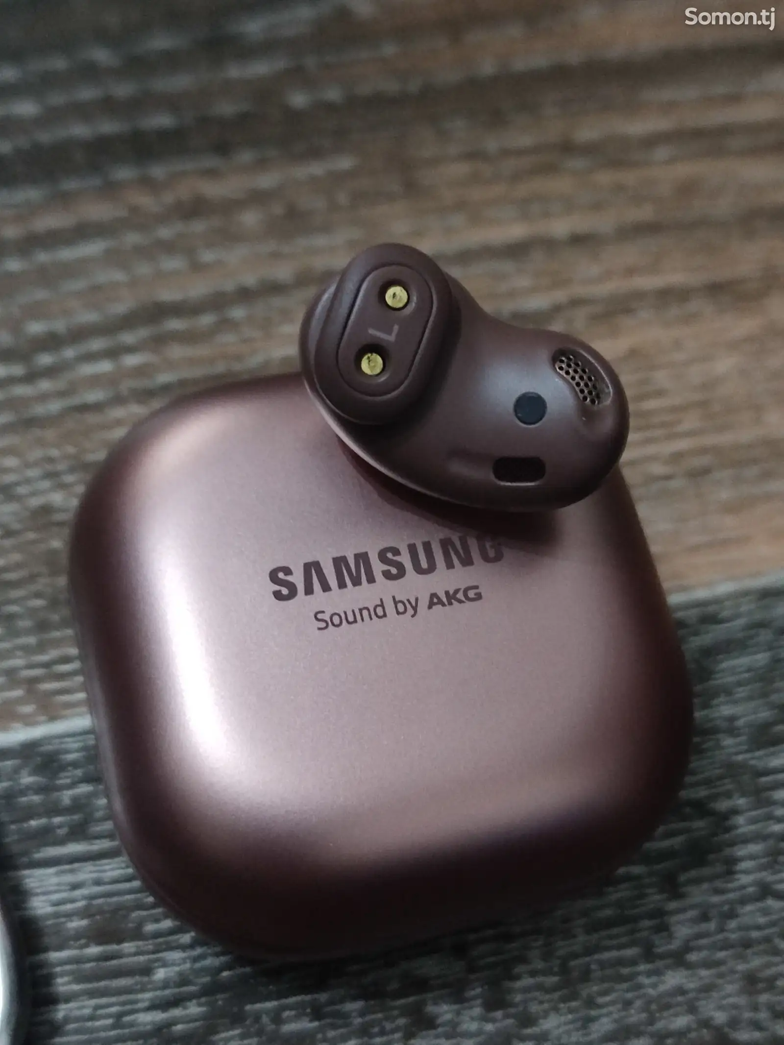 Наушники Samsung Galaxy Buds Live-1