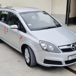 Opel Zafira, 2007