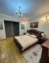 3-комн. квартира, 9 этаж, 140м², ул.Бофанда-7