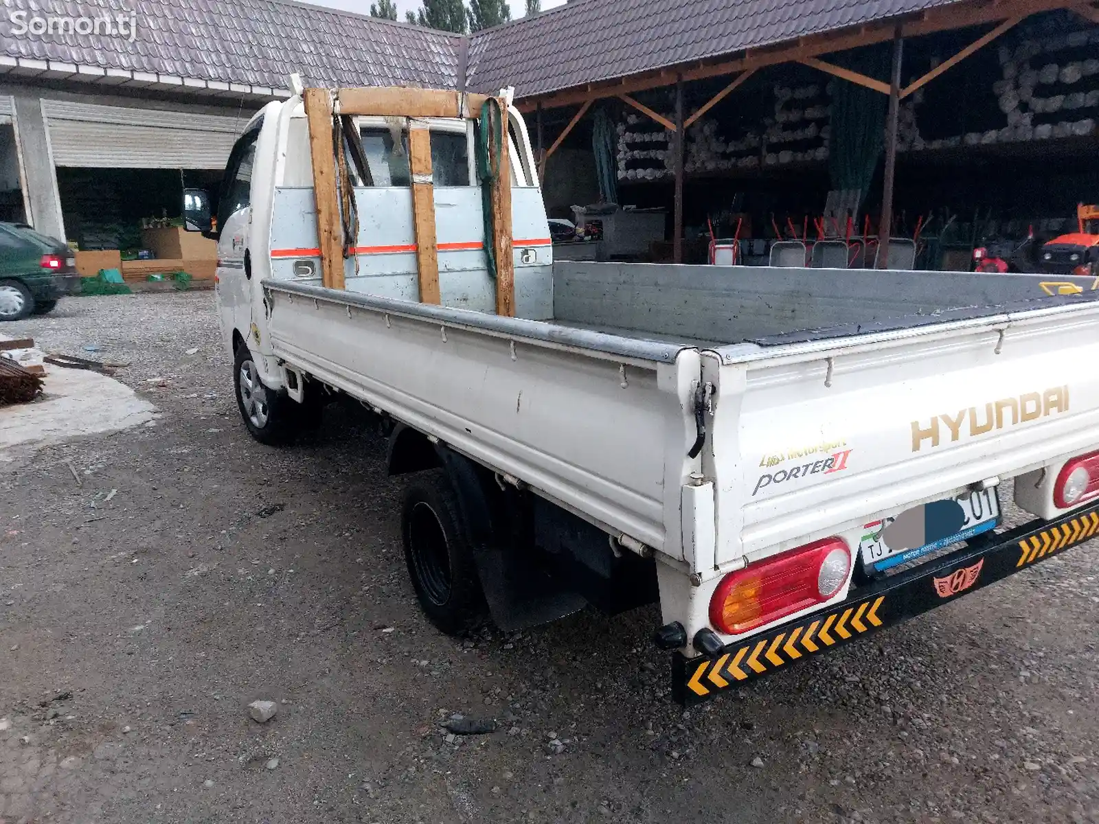 Бортовой автомобиль Hyundai Porter 2, 2012-6