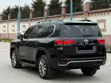 Toyota Land Cruiser, 2023-4