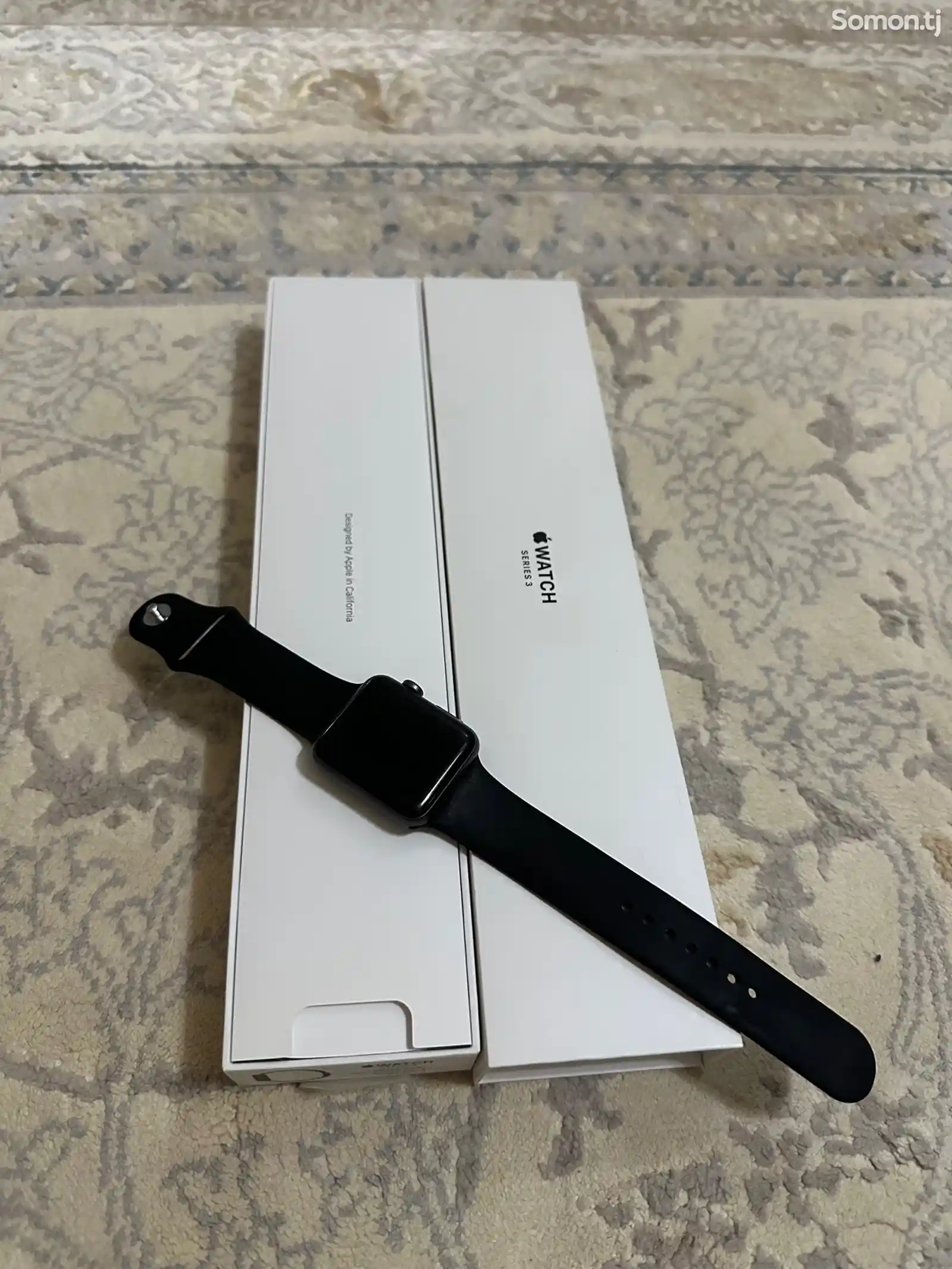 Смарт часы Apple Watch 3 42 mm-1