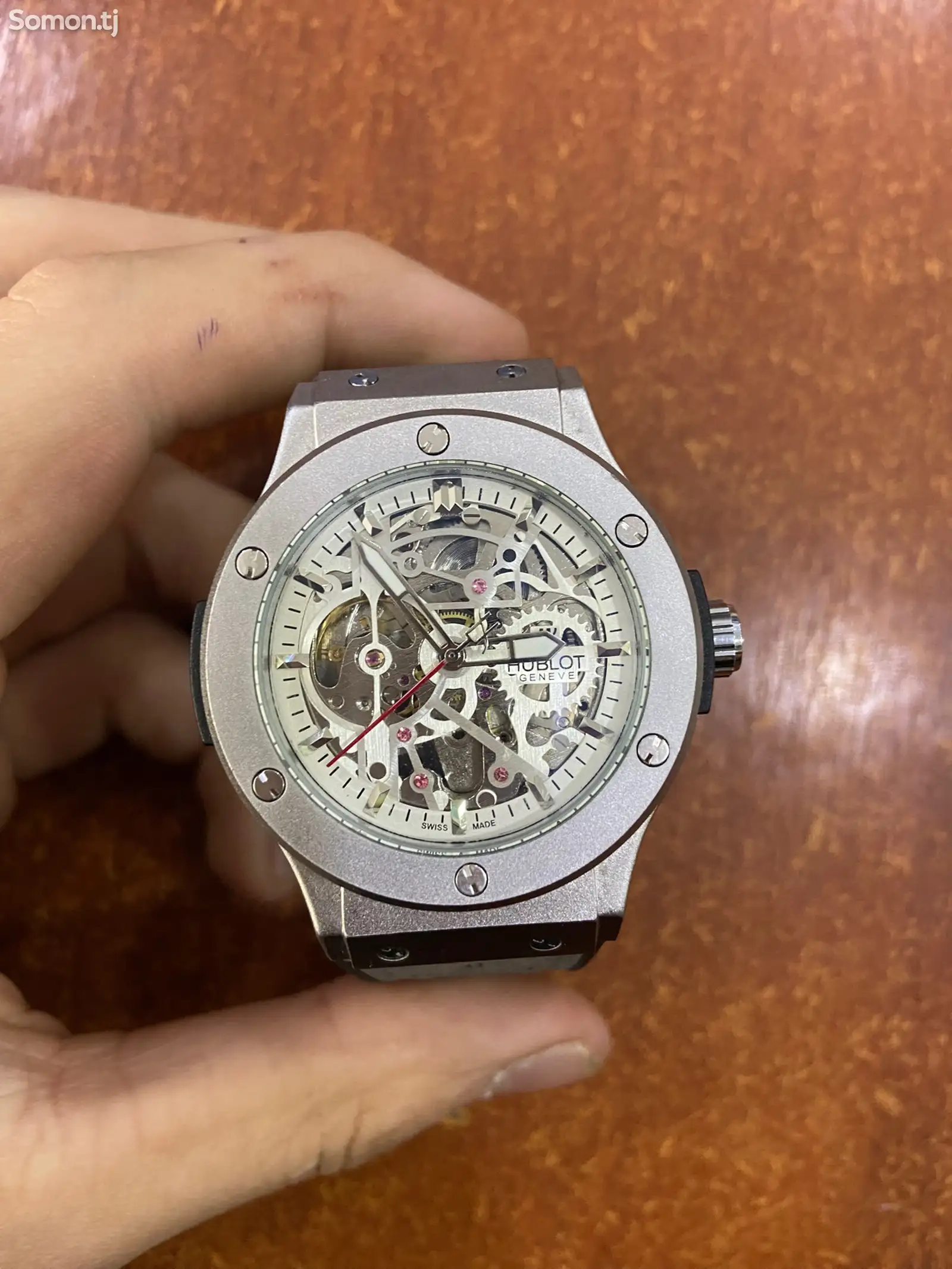 Часы мужской Hublot-1