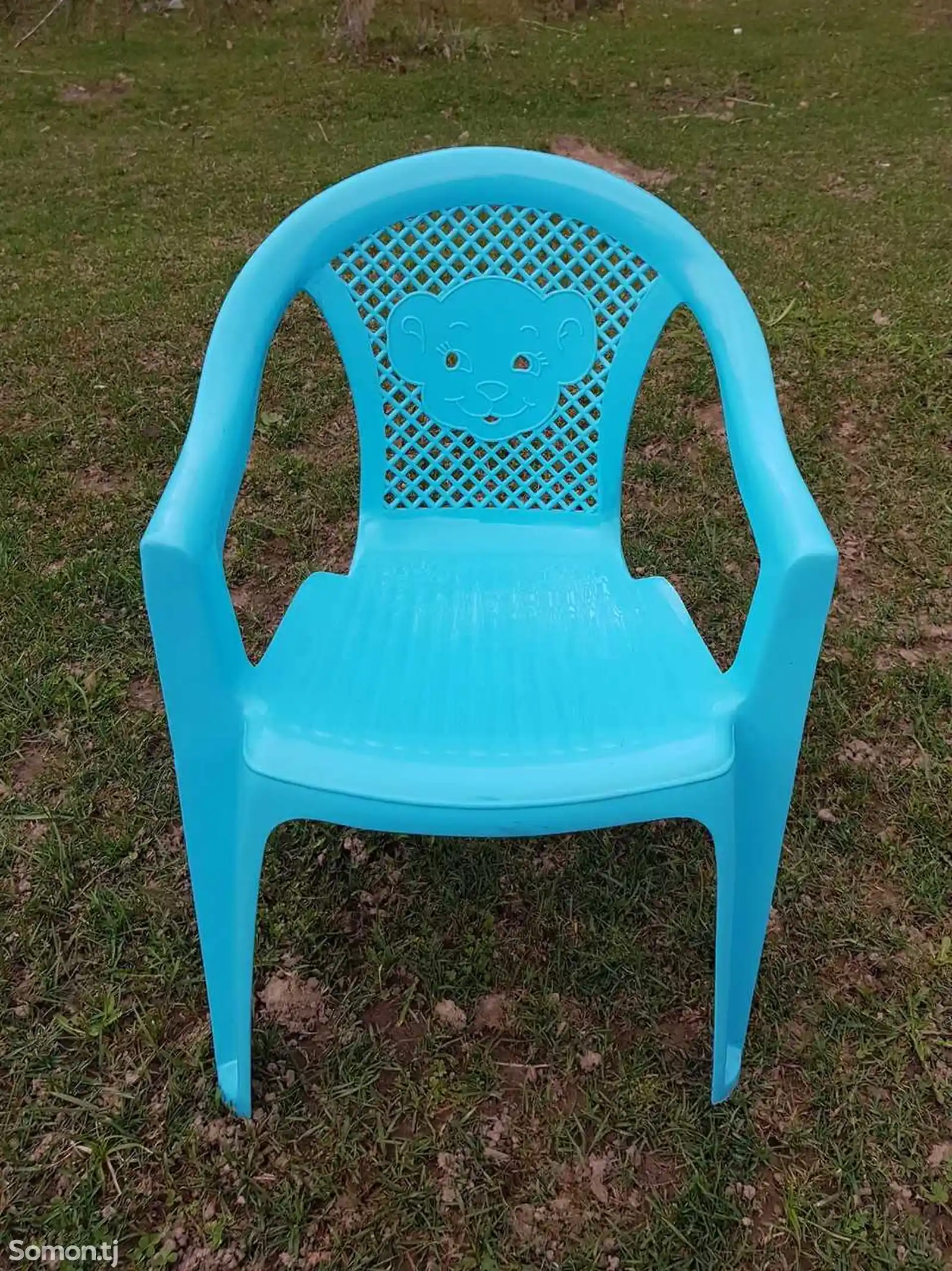 Детские пластиковые стулья-2