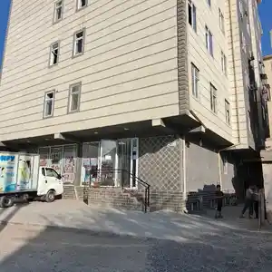 1-комн. квартира, Цокольный этаж, 42 м², Рудаки