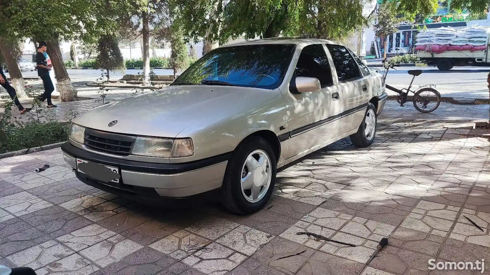 Opel Vectra A, 1990-2