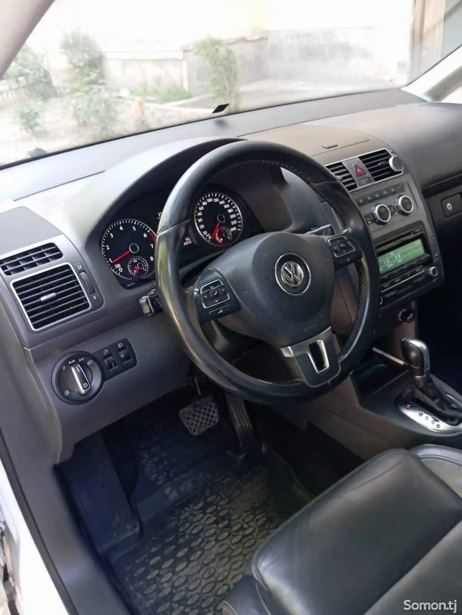 Volkswagen Touran, 2014-8