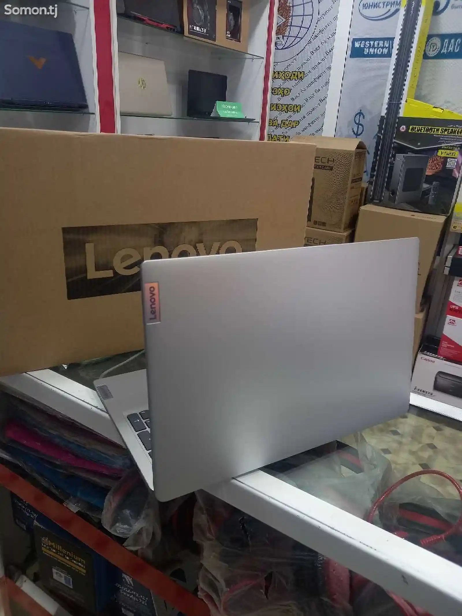 Ноутбук Lenovo Celeron-3