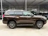 Toyota Land Cruiser Prado, 2022-7