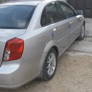 Daewoo Lacetti, 2008