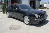 Mercedes-Benz E class, 2001-3