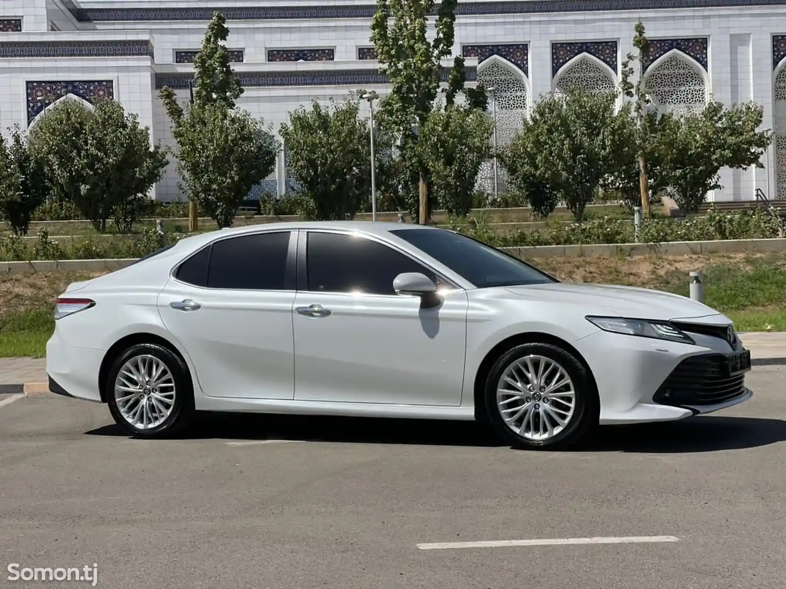 Toyota Camry, 2018-7