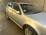 Volkswagen Golf, 2001-3