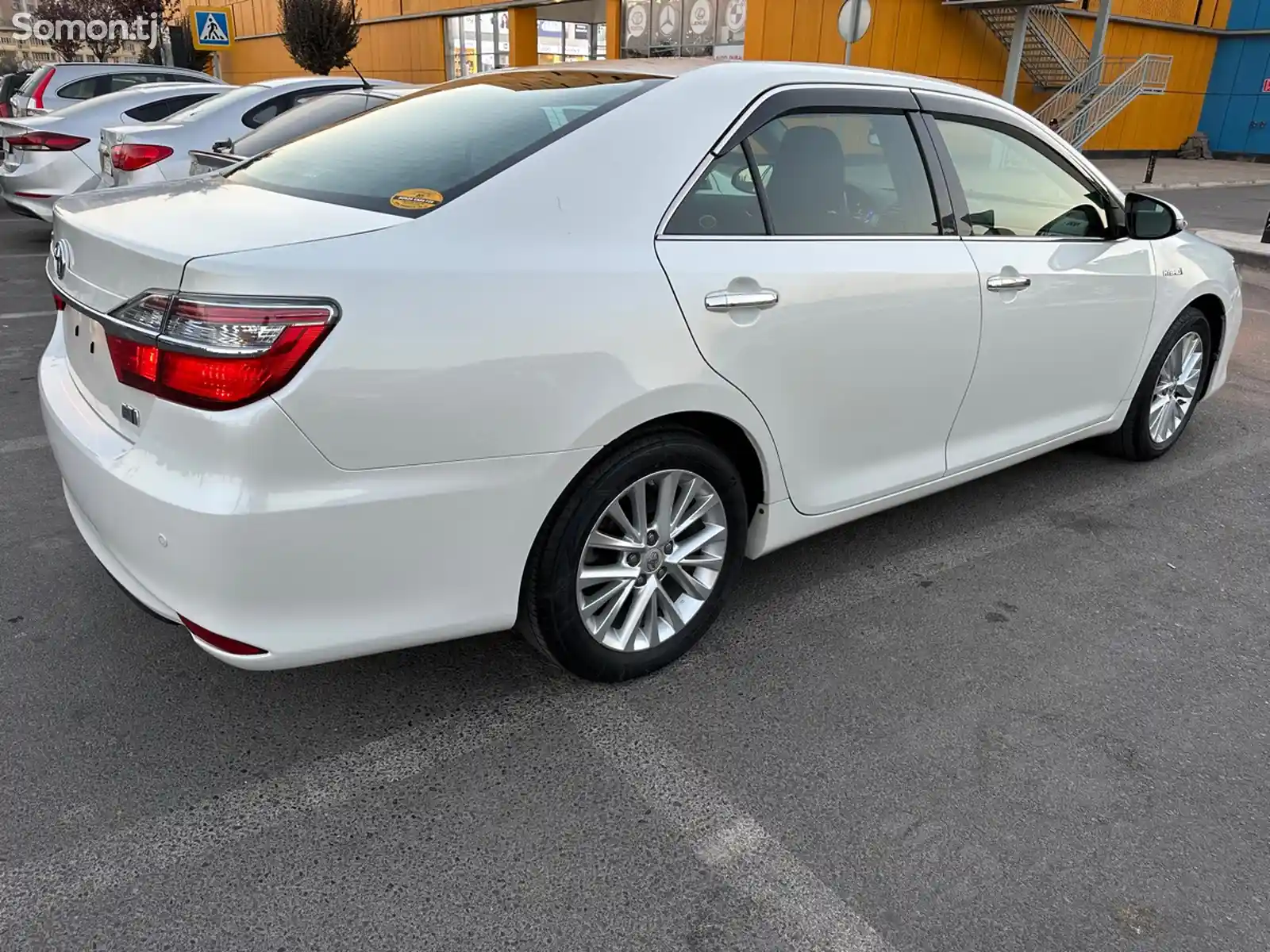 Toyota Camry, 2015-11