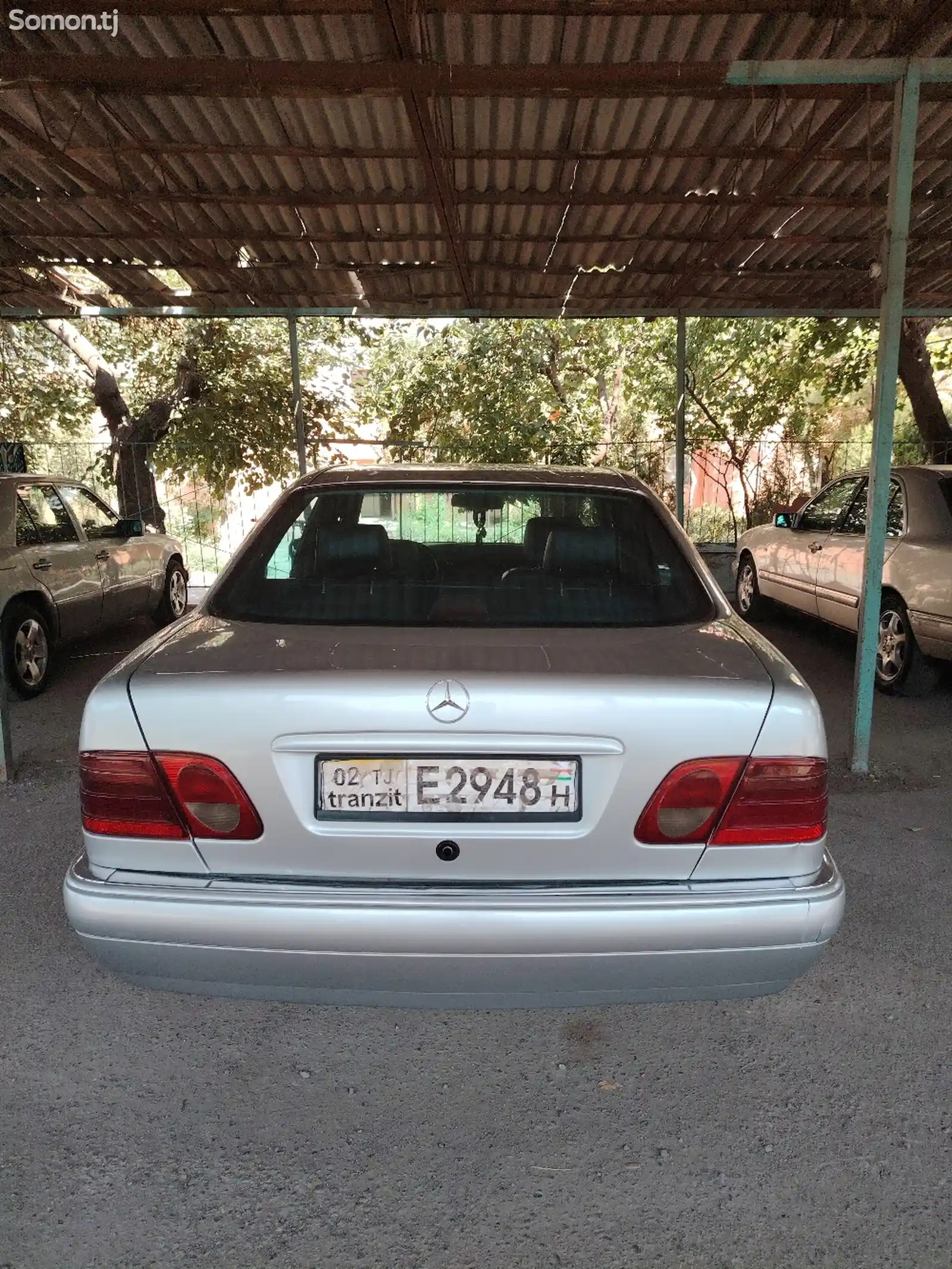 Mercedes-Benz E class, 1998-3