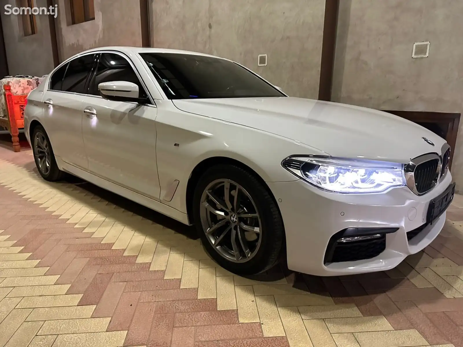 BMW 5 series, 2018-1