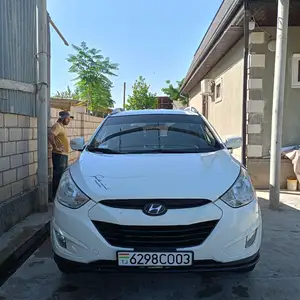 Hyundai Tucson, 2011