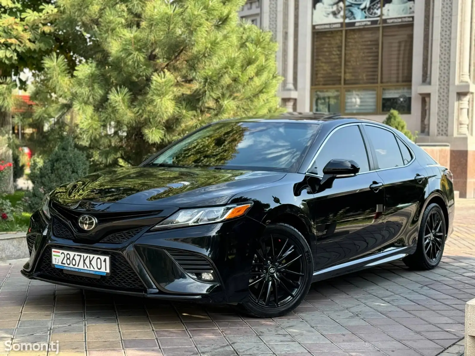 Toyota Camry, 2018-1