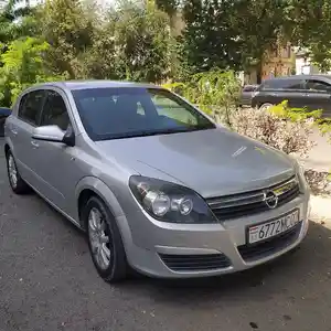 Opel Astra H, 2004