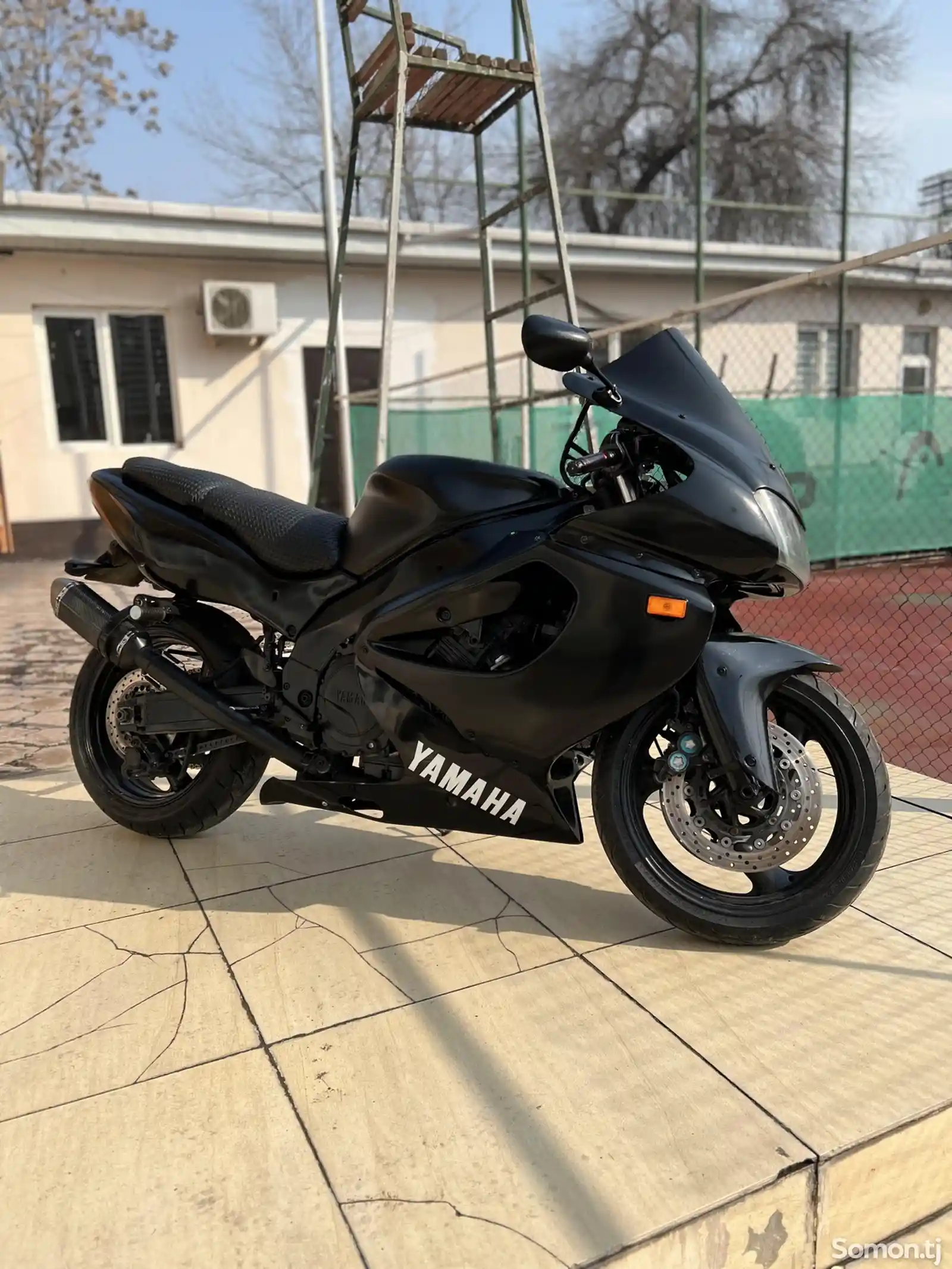 Мотоцикл Yamaha yzf 1000r-2