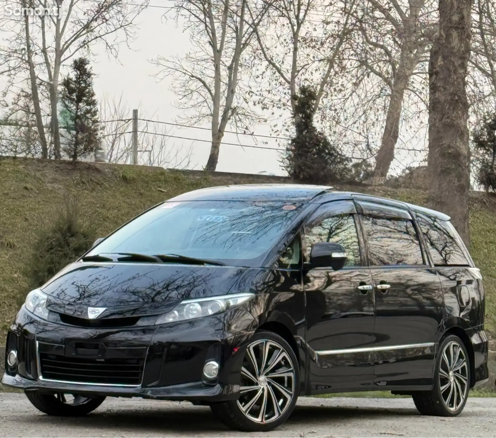 Toyota Estima, 2014-1