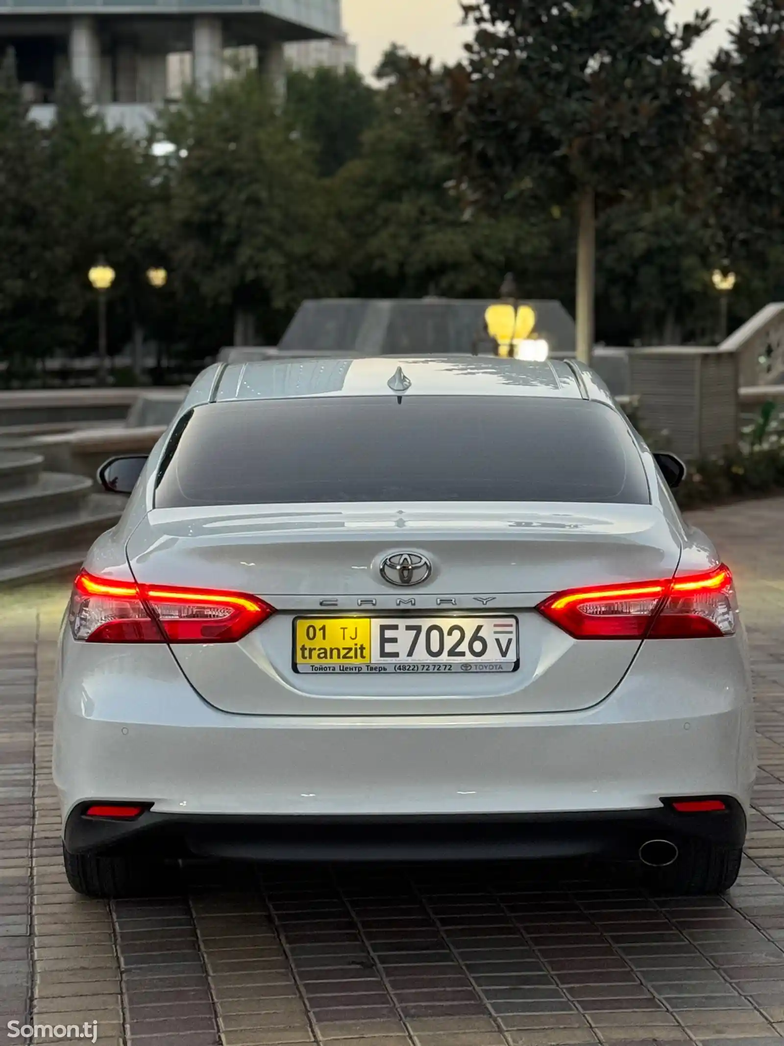 Toyota Camry, 2018-6