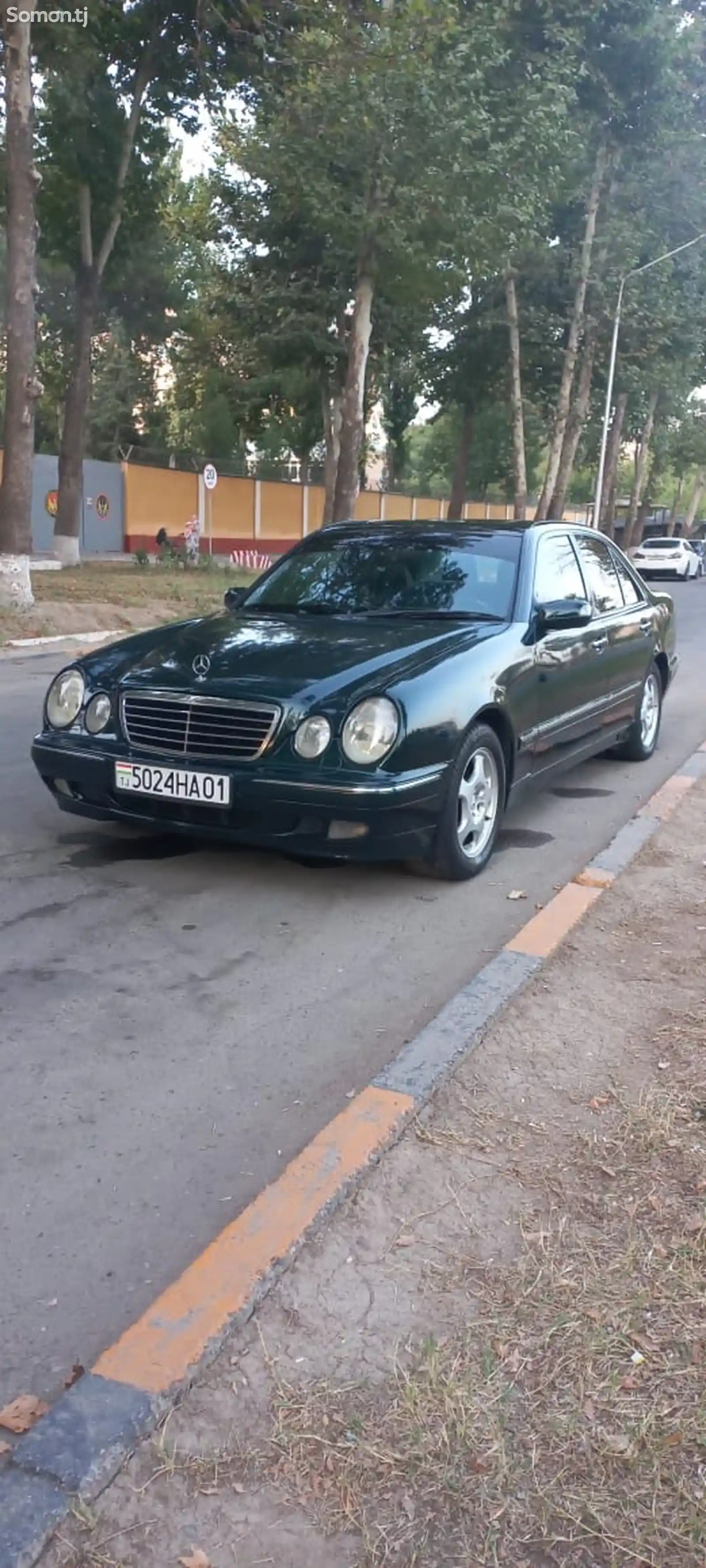 Mercedes-Benz E class, 2002-1