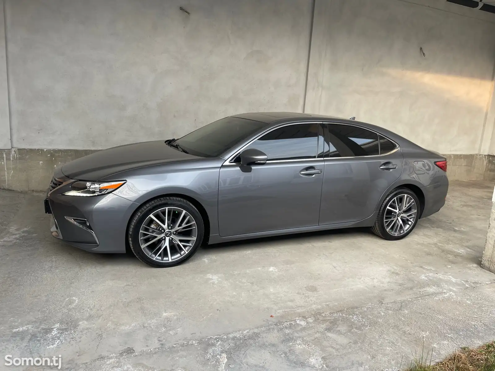 Lexus ES series, 2015-1